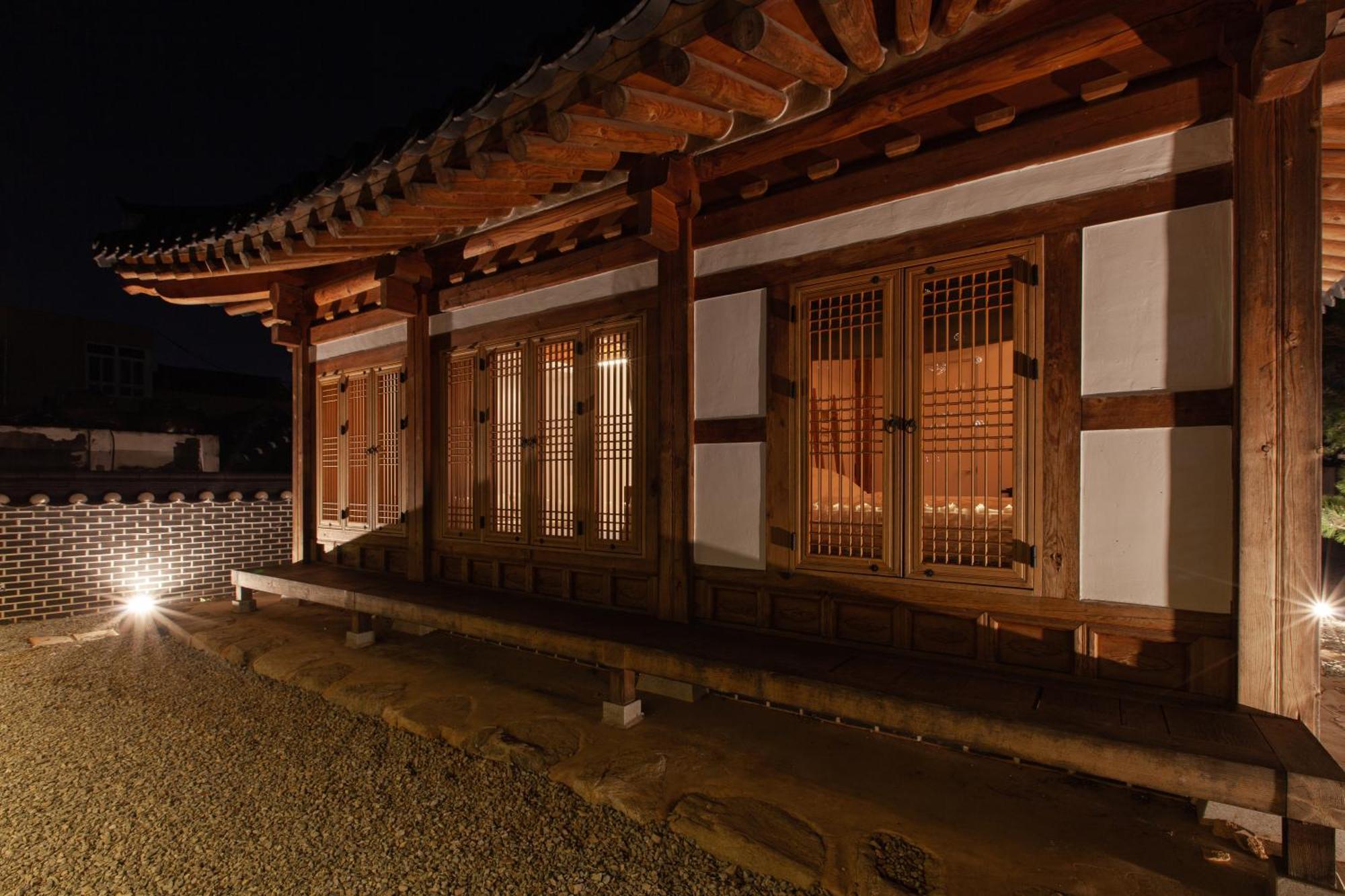 Cheong-Yeon, The Korean Traditional House Hanok In Jeonju Hanok Village 외부 사진
