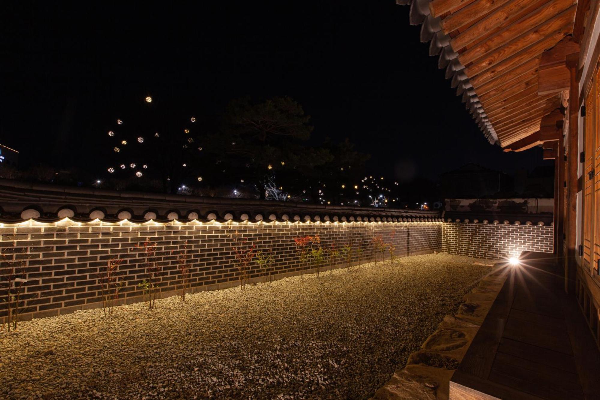 Cheong-Yeon, The Korean Traditional House Hanok In Jeonju Hanok Village 외부 사진