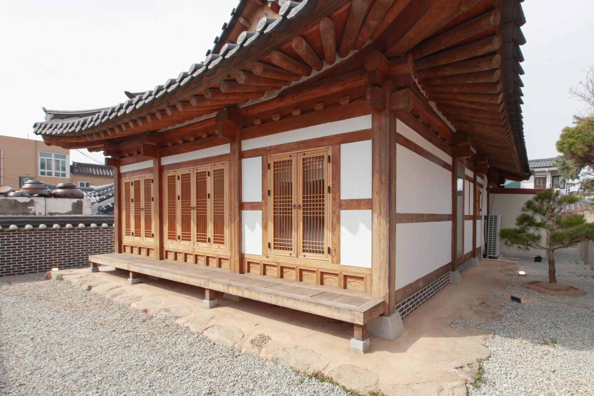 Cheong-Yeon, The Korean Traditional House Hanok In Jeonju Hanok Village 외부 사진